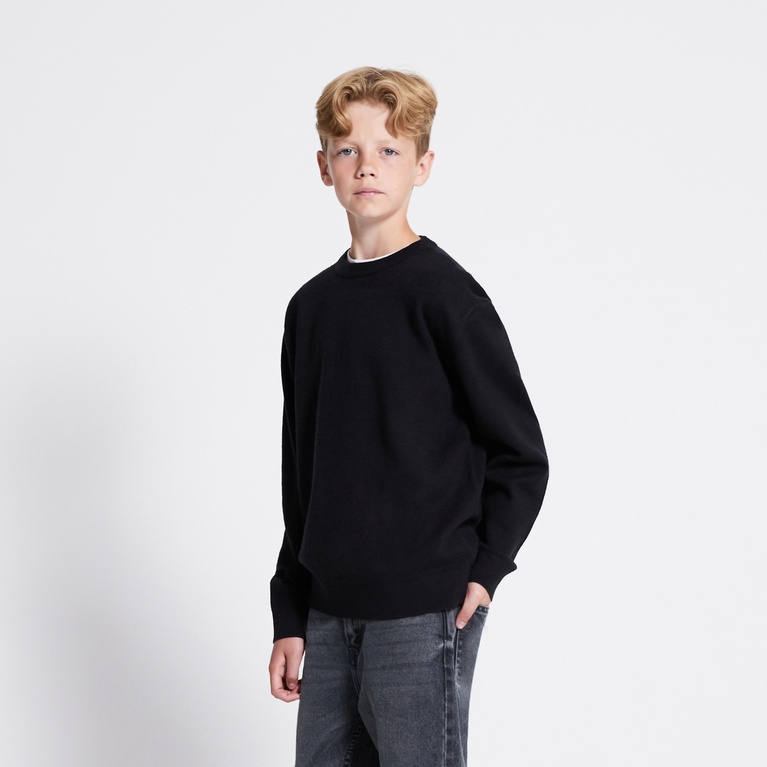 Fine-knit sweater "Ruben star" Black